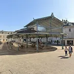 Au Coeur De La Ville, A Deux Pas De La Cathedrale.