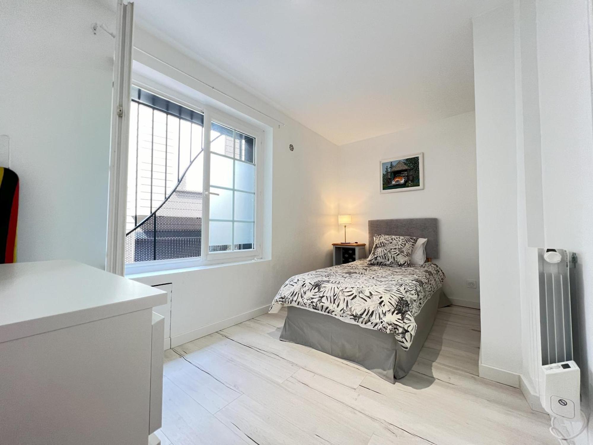 Au Coeur De La Ville, A Deux Pas De La Cathedrale. Appartement Chartres